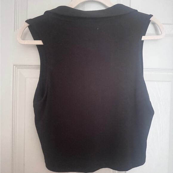 Cotton Emporium Black Sleeveless Crop Tank Top - Picture 4 of 4